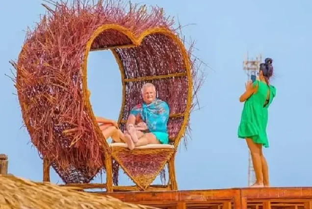 Enjoy the most beautiful trip to Orange Beach with us
